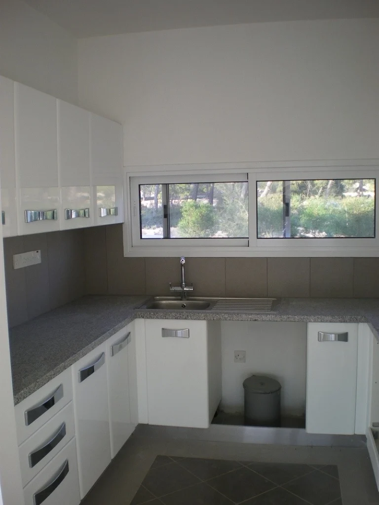 3 Bedroom House for Sale in Souni, Limassol District