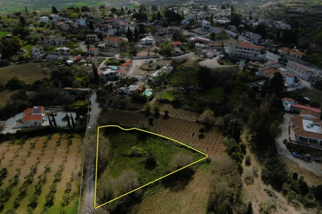 1,840m² Plot for Sale in Paphos District
