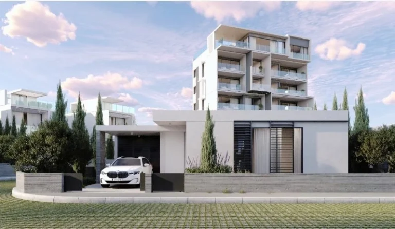 3 Bedroom House for Sale in Tombs Of the Kings, Paphos District