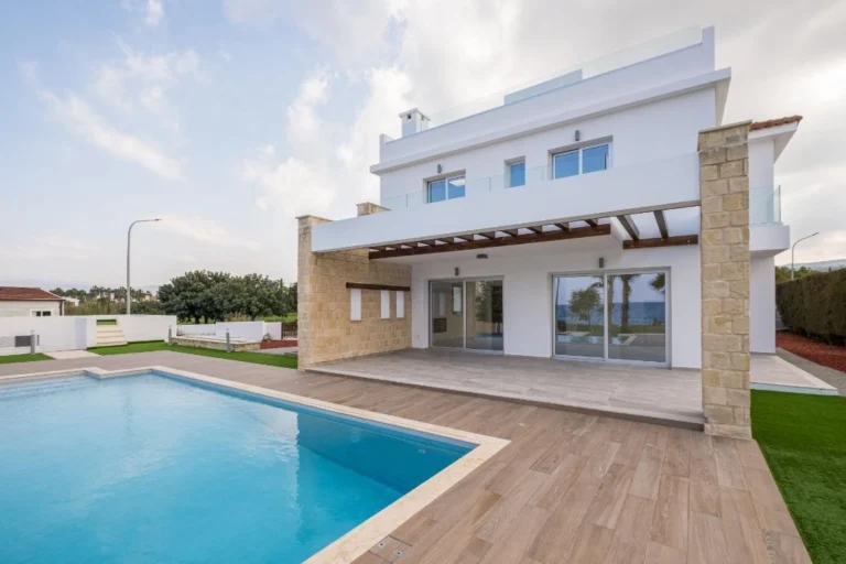 3 Bedroom House for Sale in Neo Chorio Pafou, Paphos District