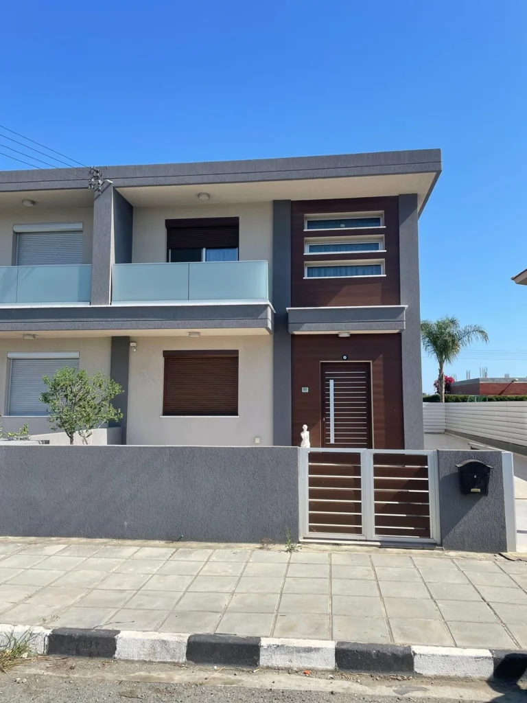 4 Bedroom House for Sale in Asomatos, Limassol District