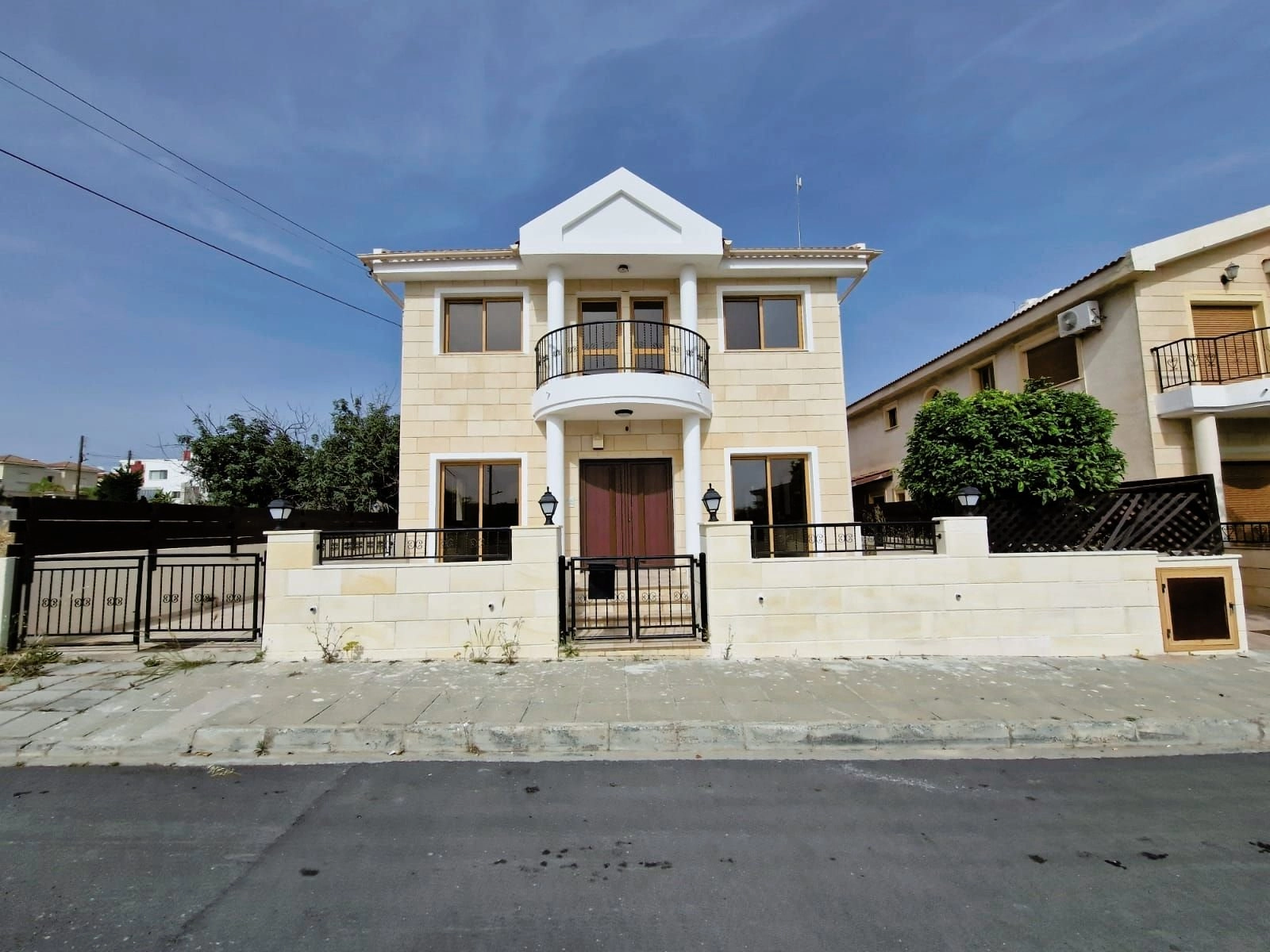 6+ Bedroom House for Rent in Limassol – Ekali