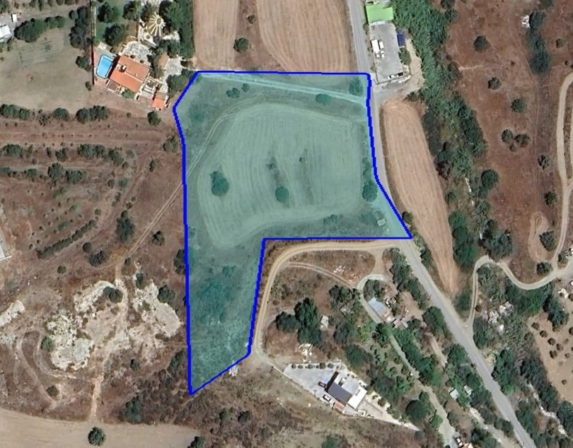 10,535m² Plot for Sale in Pyrgos Lemesou, Limassol District