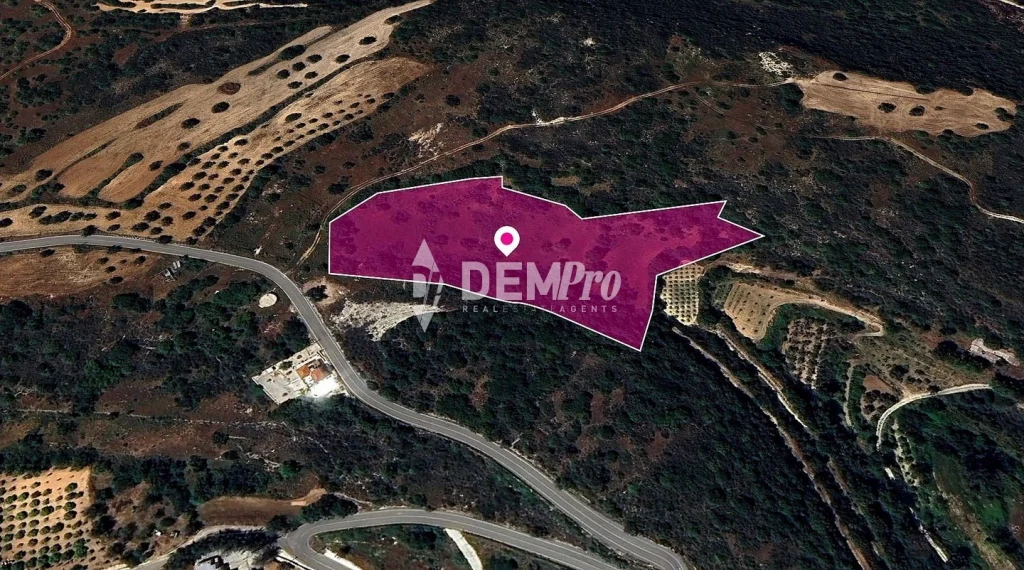 15,385m² Plot for Sale in Pano Akourdaleia, Paphos District