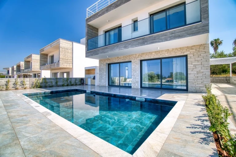 3 Bedroom Villa for Sale in Kissonerga, Paphos District