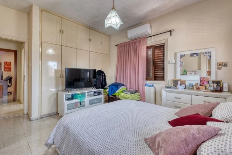 4 Bedroom House for Sale in Larnaca – Chrysopolitissa