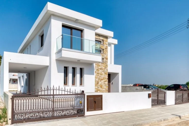 4 Bedroom Villa for Sale in Meneou, Larnaca District