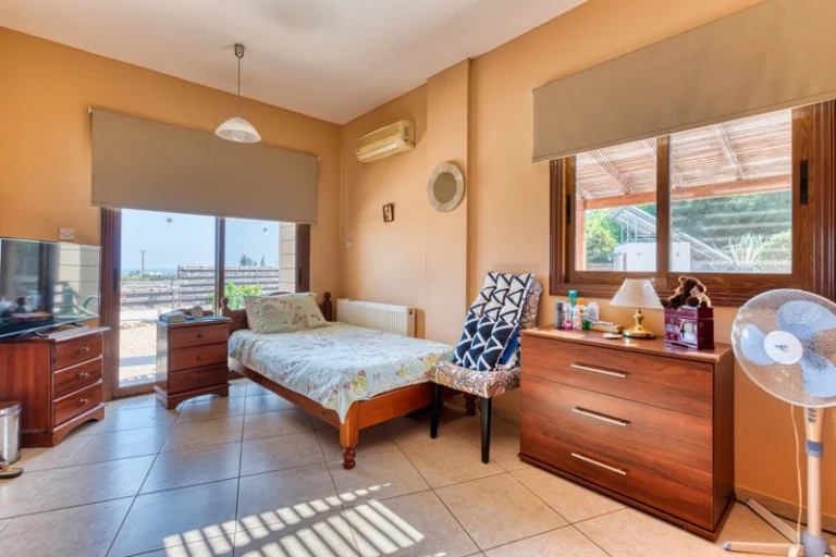 5 Bedroom Villa for Sale in Paralimni, Famagusta District