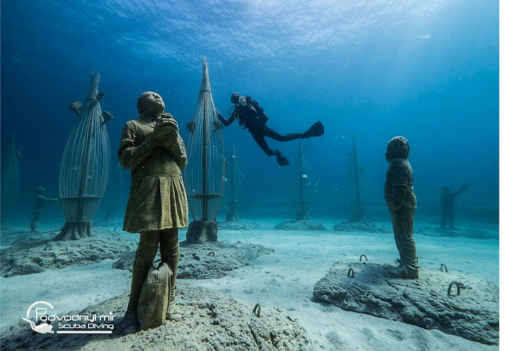 Undersea World Scuba Diving Centre