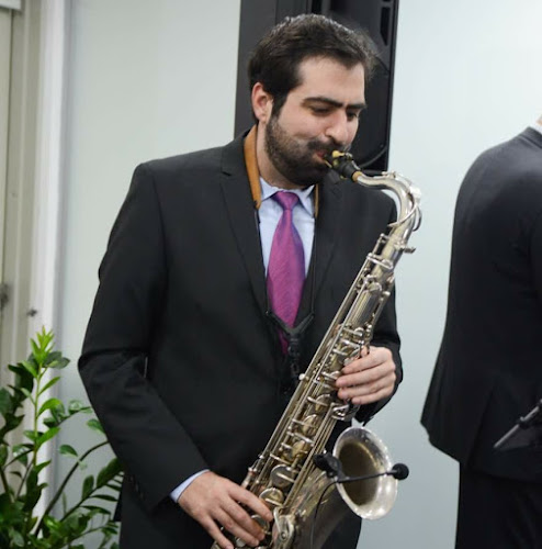 Saxophone & Violin Lessons