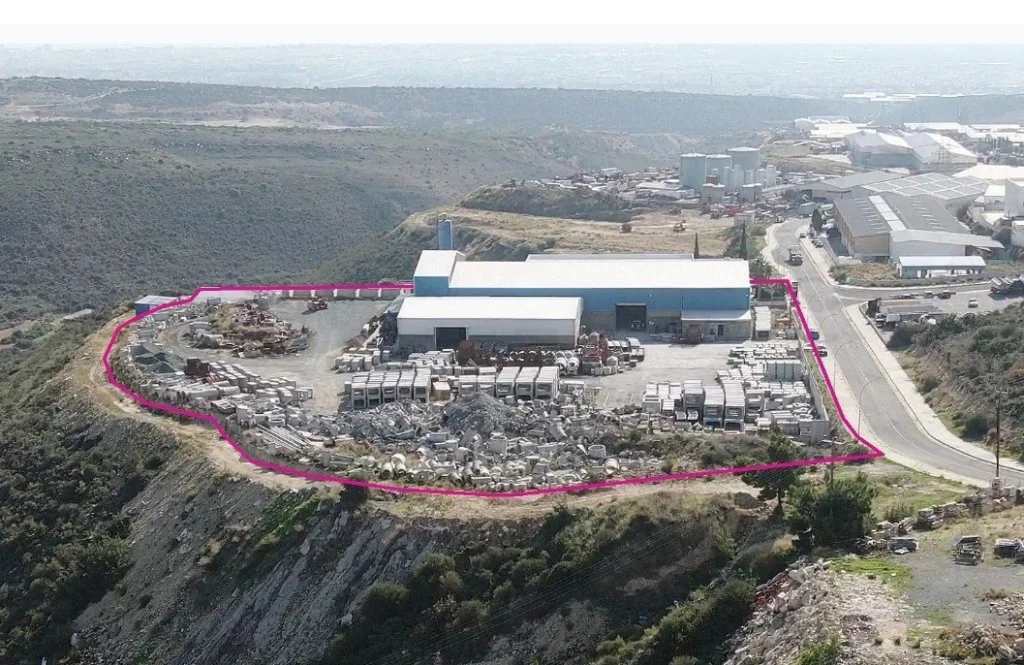 2200m² Commercial for Sale in Ypsonas, Limassol District