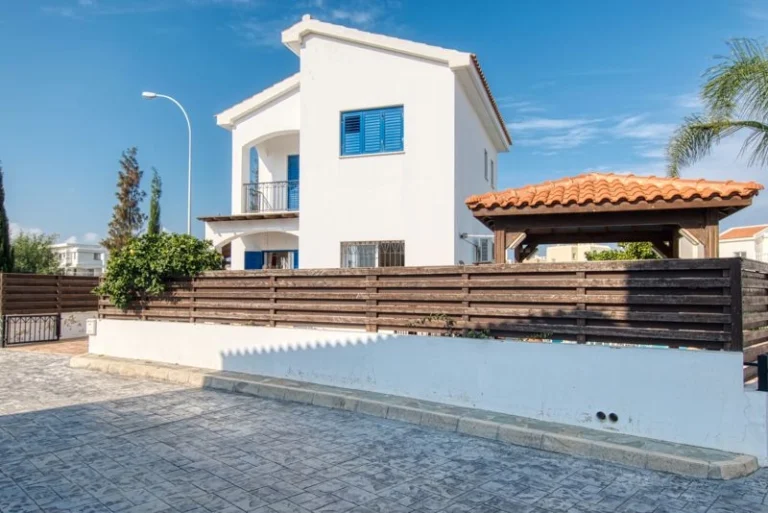 3 Bedroom House for Sale in Pernera, Famagusta District