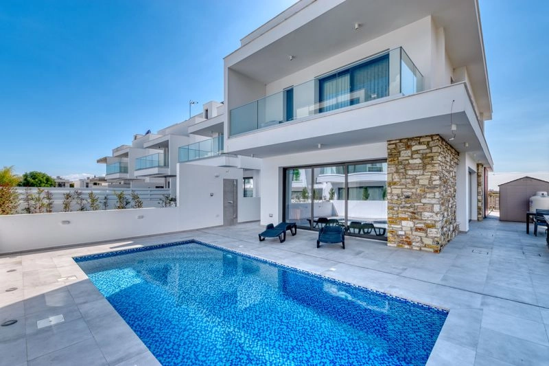 5 Bedroom Villa for Sale in Livadia Larnakas, Larnaca District