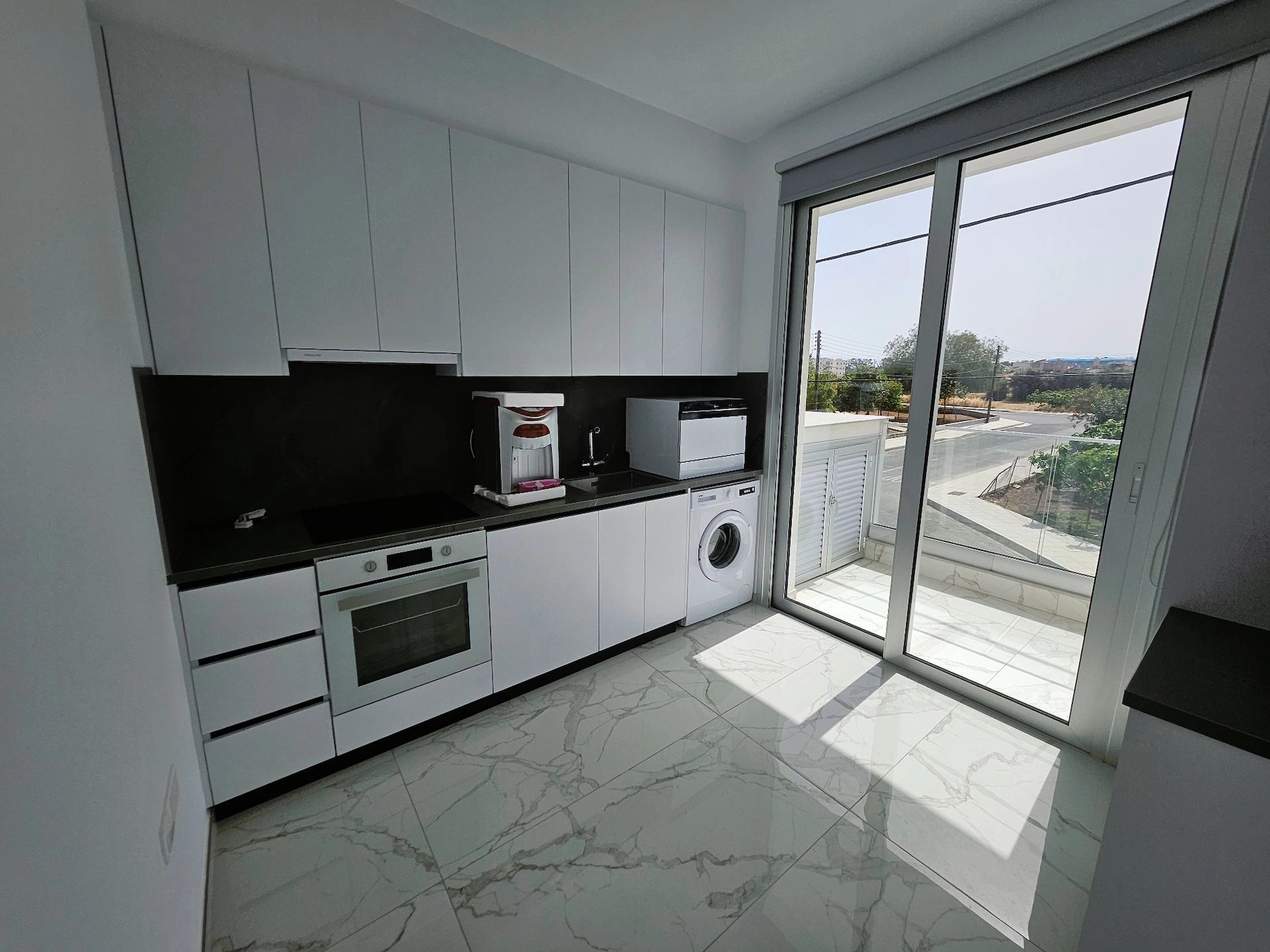 2 Bedroom Apartment for Rent in Limassol – Zakaki