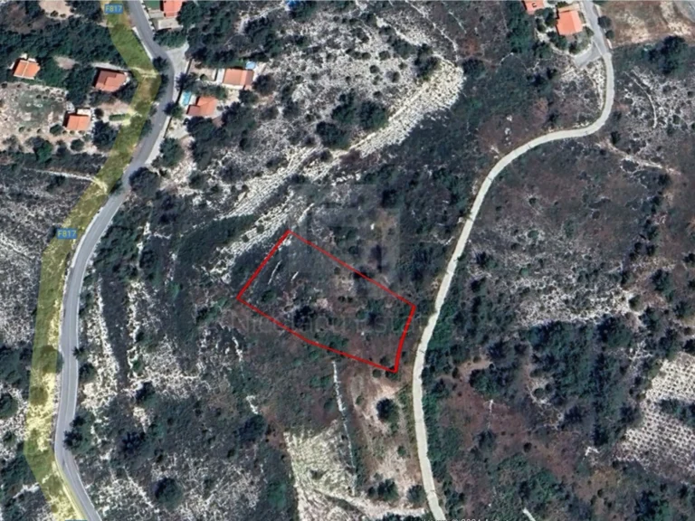 2,900m² Plot for Sale in Pera Pedi, Limassol District