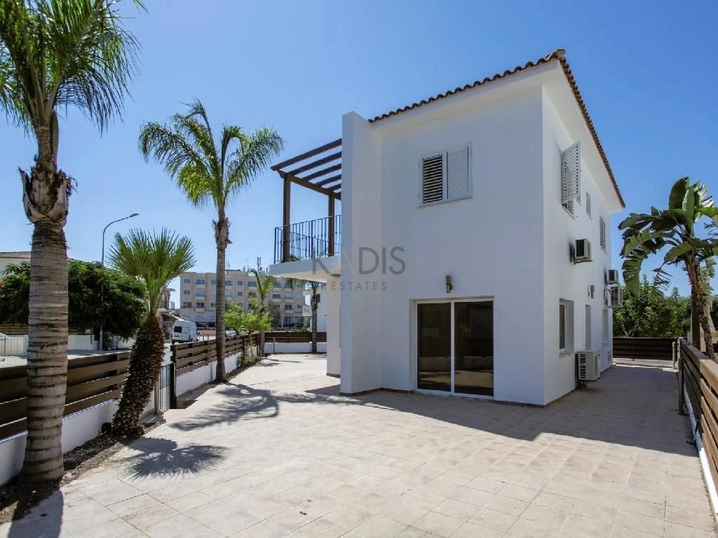 3 Bedroom House for Sale in Paralimni, Famagusta District