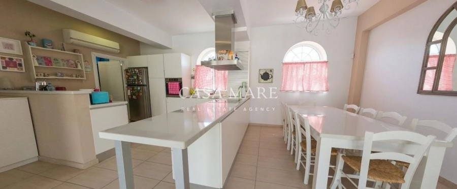 4 Bedroom House for Sale in Parekklisia, Nicosia District