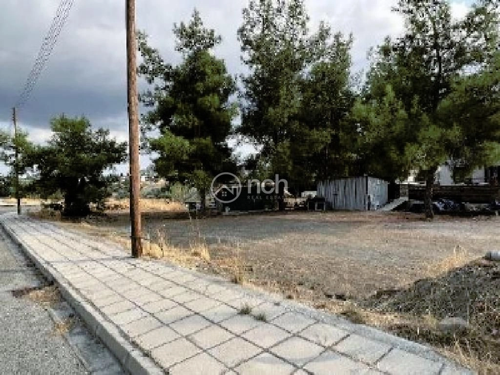 693m² Residential Plot for Sale in Lythrodontas, Nicosia District