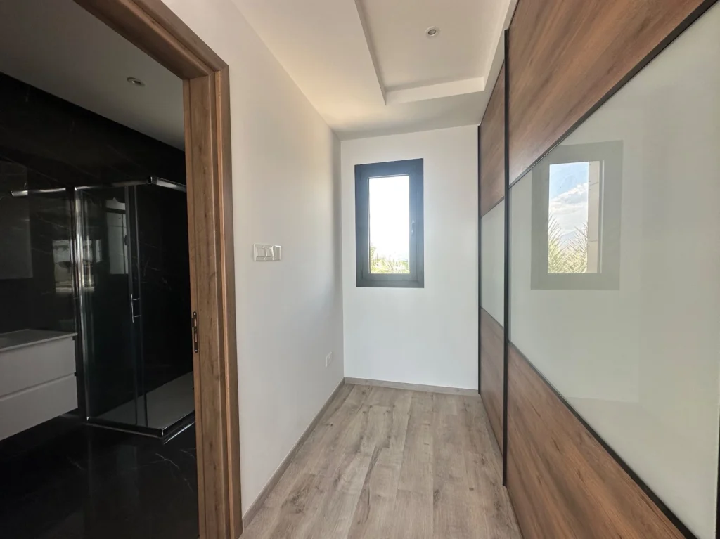 6+ Bedroom House for Rent in Parekklisia, Limassol District