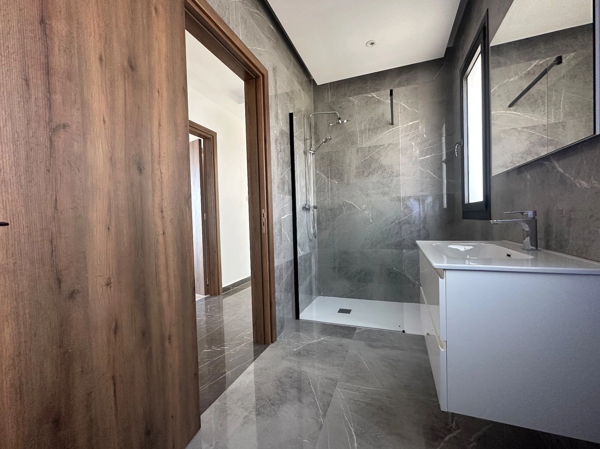 6+ Bedroom House for Rent in Parekklisia, Limassol District