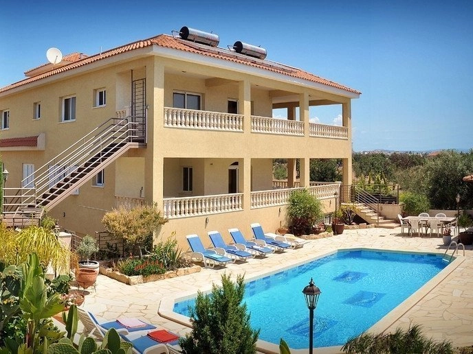 6+ Bedroom House for Sale in Kolossi, Limassol District