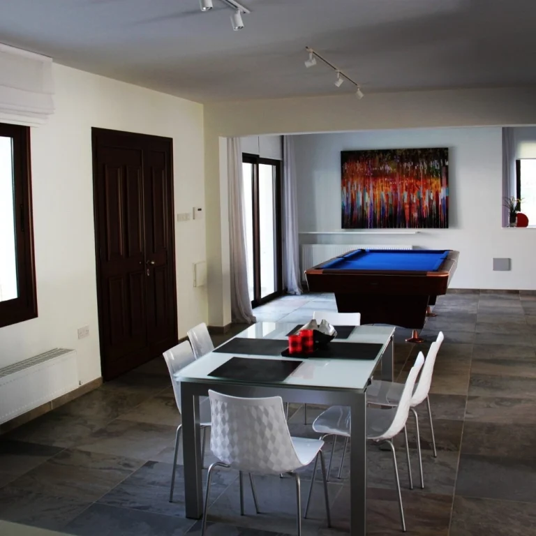 5 Bedroom House for Sale in Kakopetria, Nicosia District