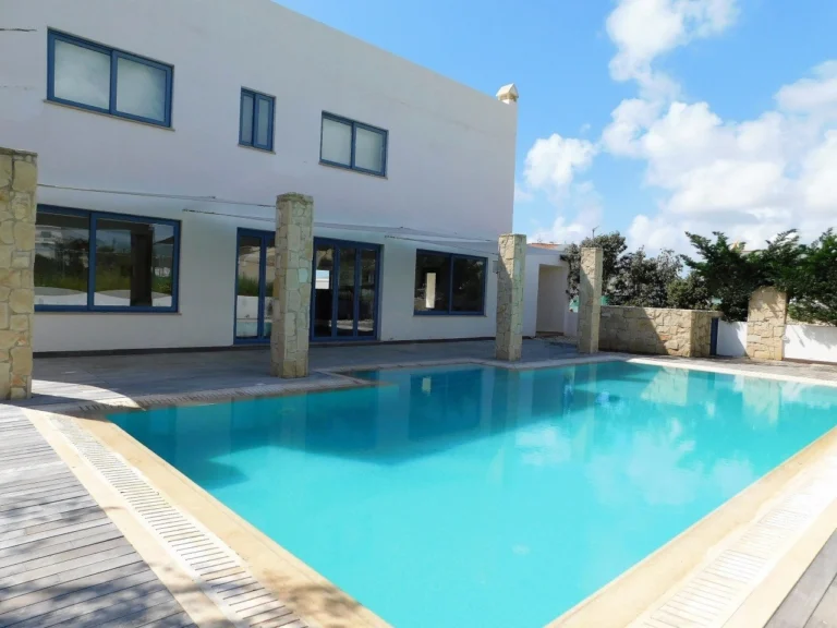 4 Bedroom House for Sale in Coral Bay, Paphos District