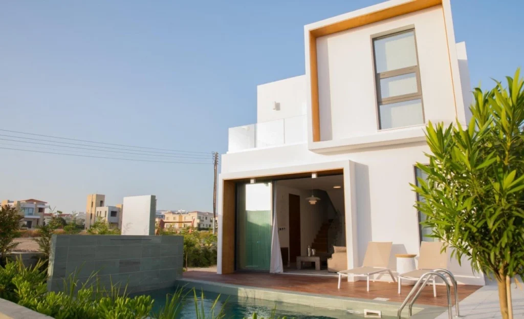 2 Bedroom House for Sale in Kato Paphos