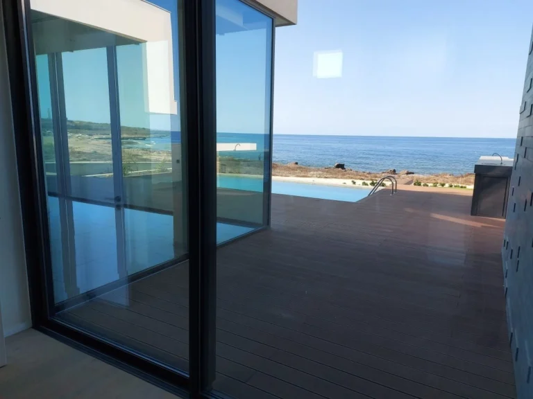 6+ Bedroom House for Sale in Kato Paphos