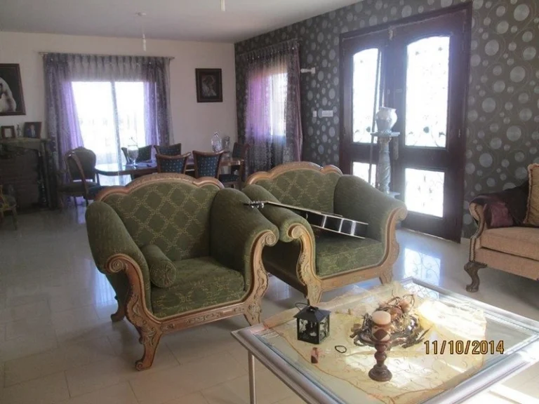 5 Bedroom House for Sale in Limassol – Agia Fyla