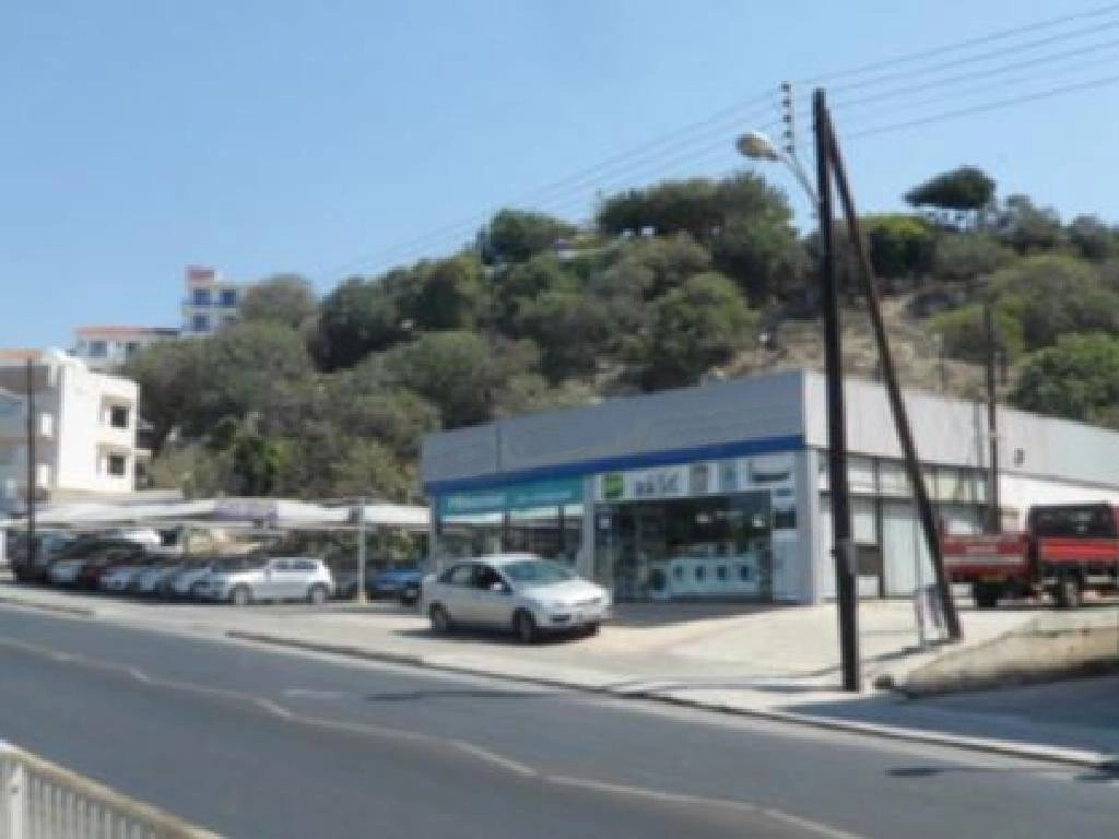 120m² Commercial for Sale in Paphos – Agios Theodoros