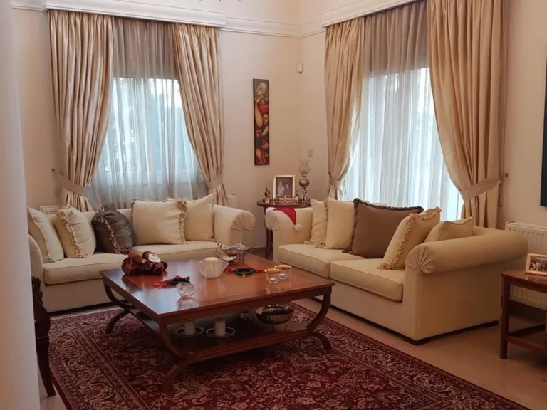 6+ Bedroom House for Sale in Latsia, Nicosia District
