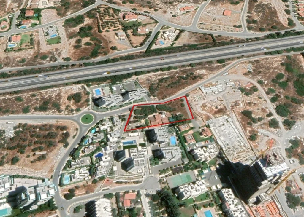 3,294m² Plot for Sale in Agios Tychonas, Limassol District