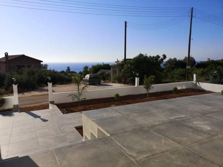 3 Bedroom House for Sale in Pomos, Paphos District