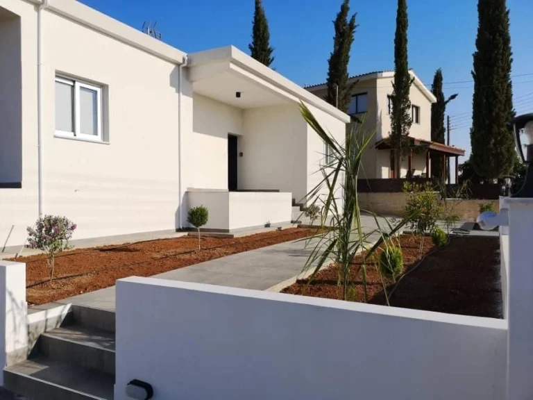 3 Bedroom House for Sale in Pomos, Paphos District