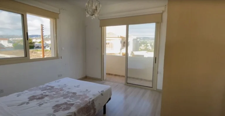 6+ Bedroom House for Sale in Paphos – Emba