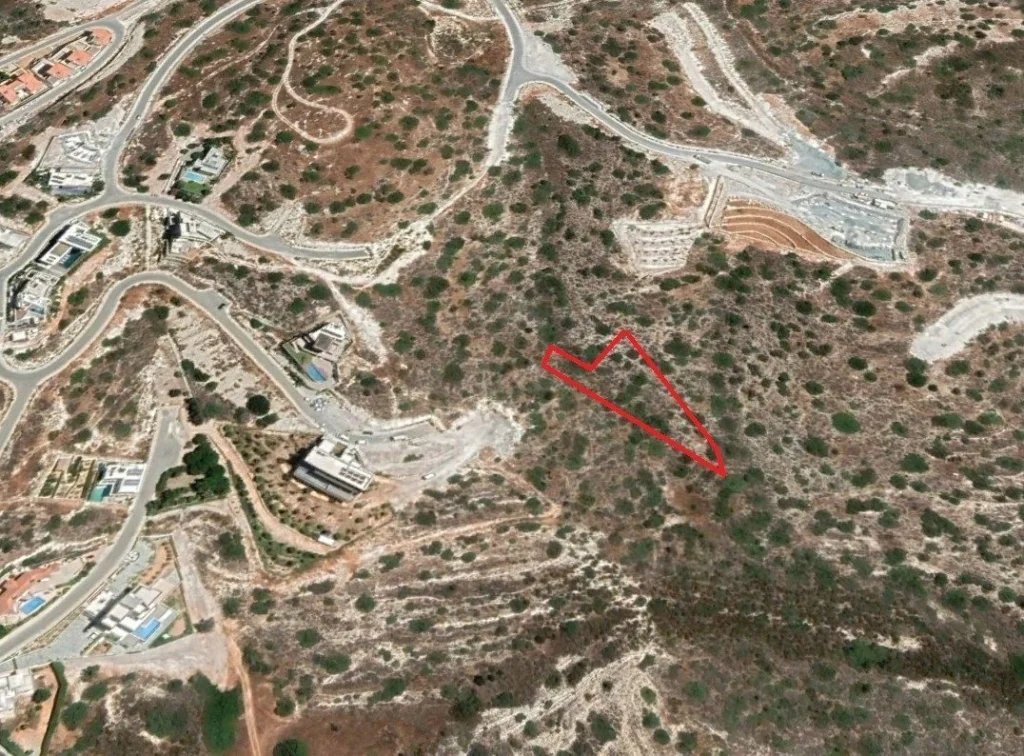 1,296m² Plot for Sale in Agios Tychonas, Limassol District