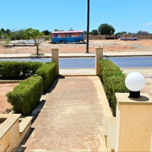 3 Bedroom House for Sale in Avgorou, Famagusta District