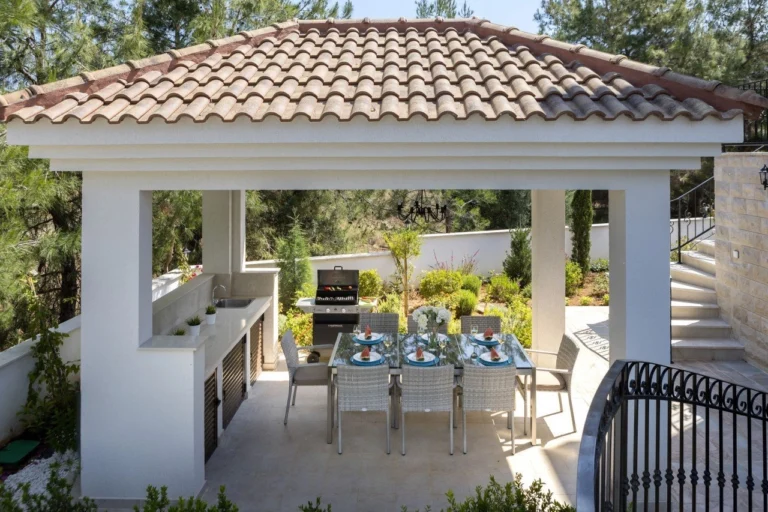 4 Bedroom House for Sale in Argaka, Paphos District