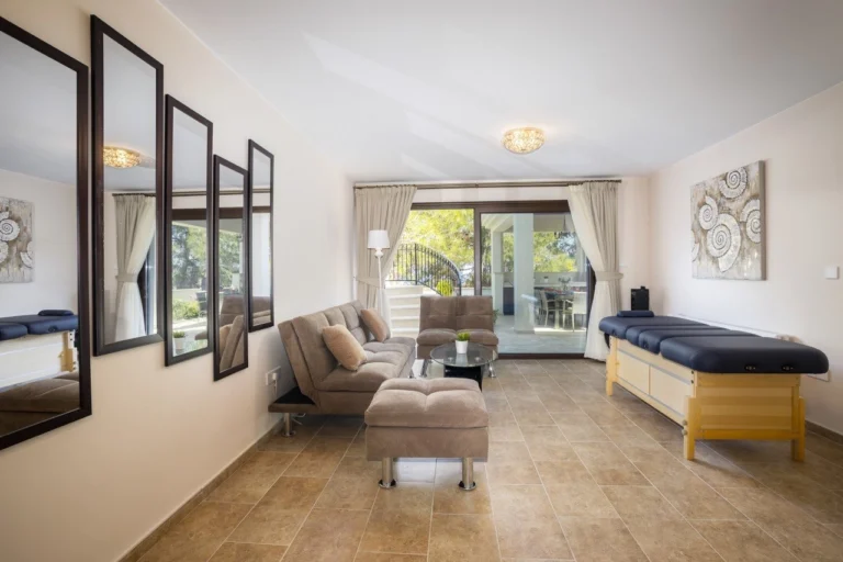 4 Bedroom House for Sale in Argaka, Paphos District