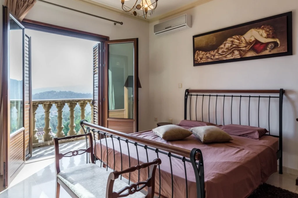 4 Bedroom House for Sale in Moniatis, Limassol District