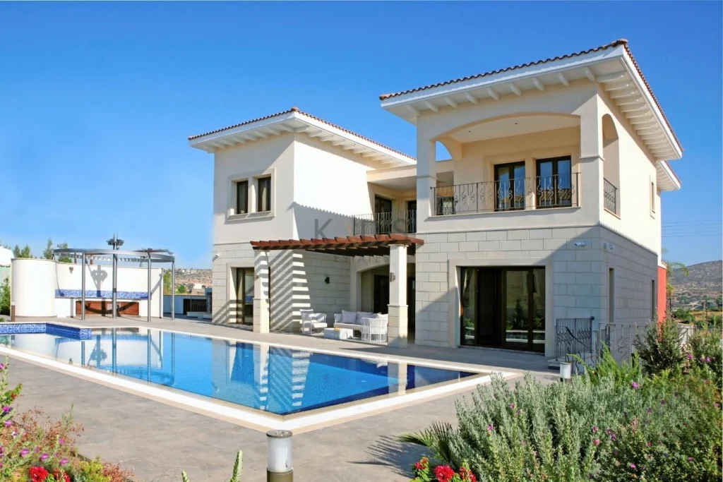 5 Bedroom House for Sale in Mouttagiaka, Limassol District