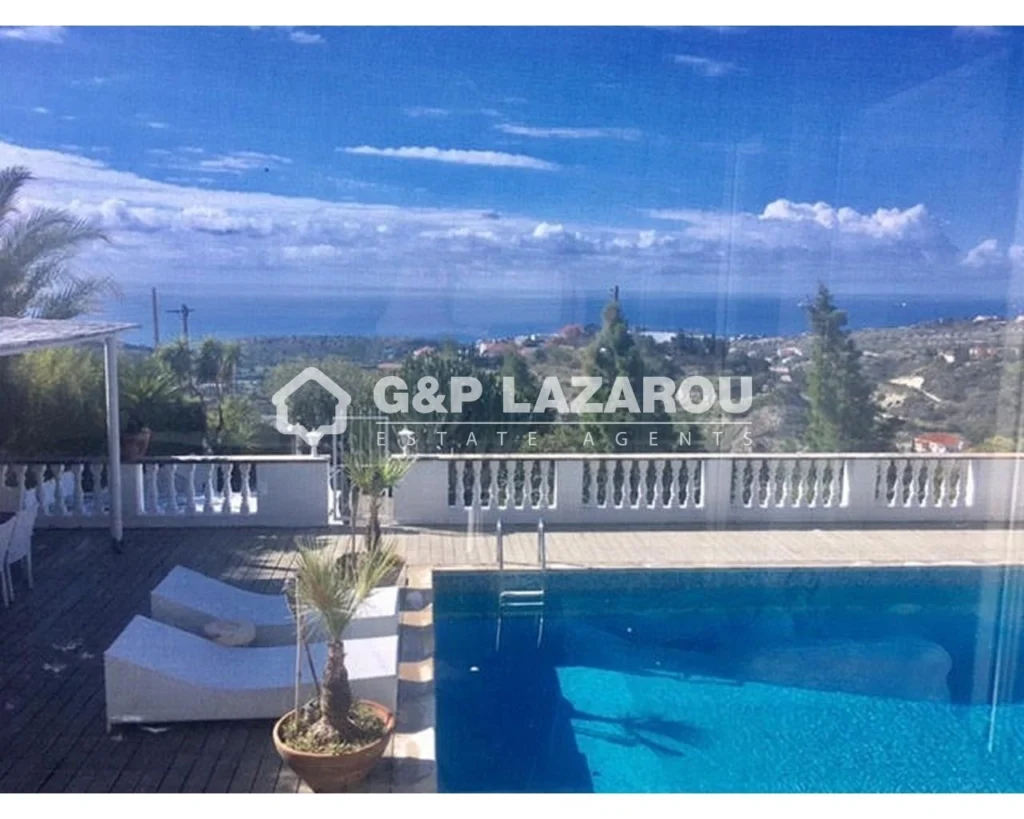 6+ Bedroom House for Sale in Agios Tychonas, Limassol District