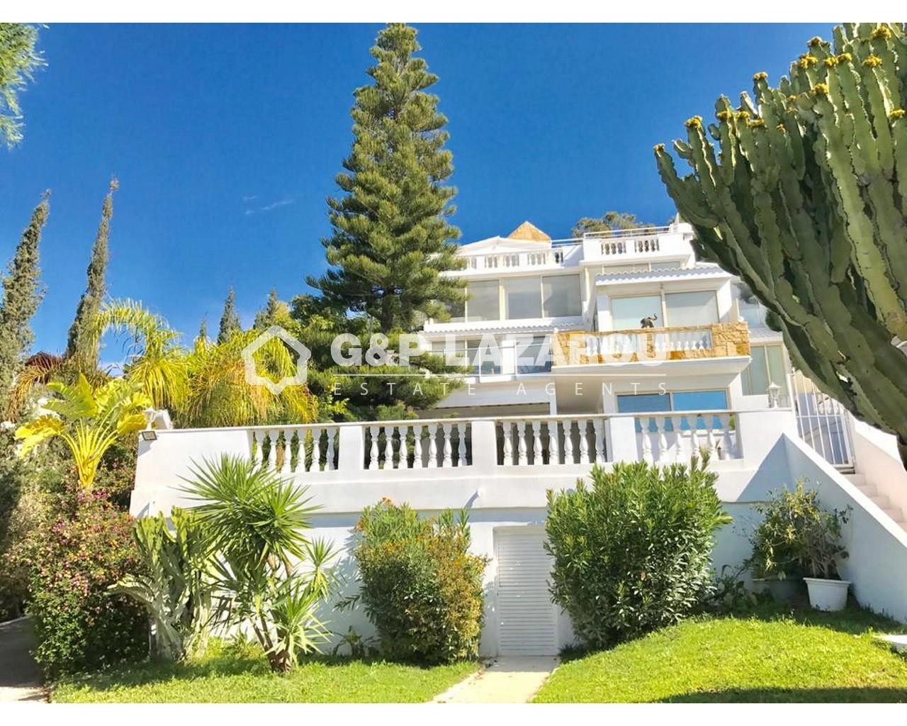 6+ Bedroom House for Sale in Agios Tychonas, Limassol District