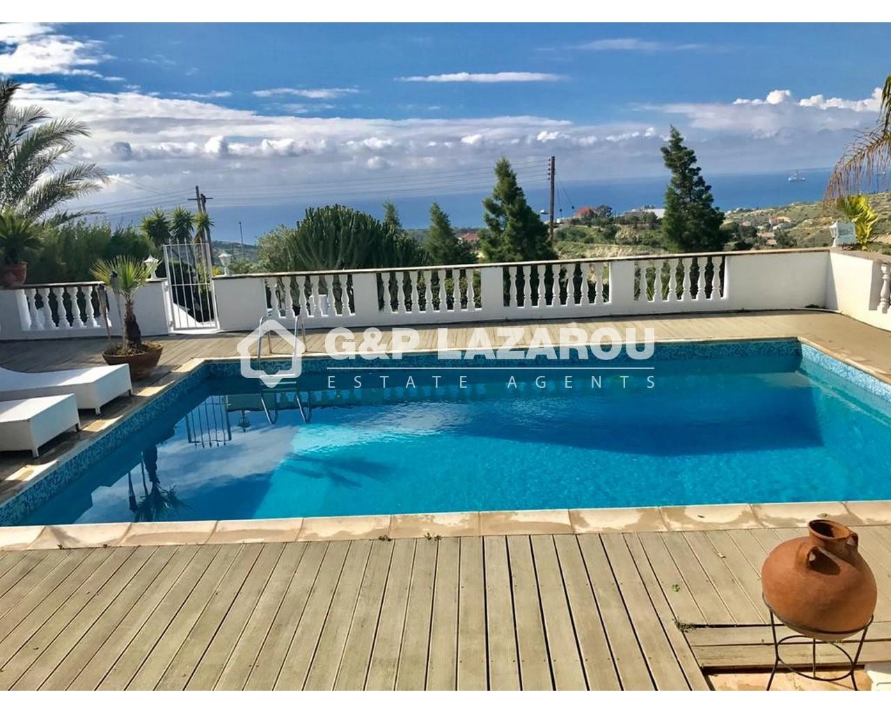 6+ Bedroom House for Sale in Agios Tychonas, Limassol District