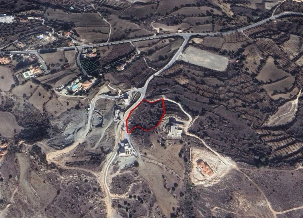 4,961m² Plot for Sale in Armou, Paphos District