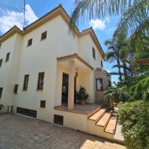 5 Bedroom House for Sale in Deryneia, Famagusta District