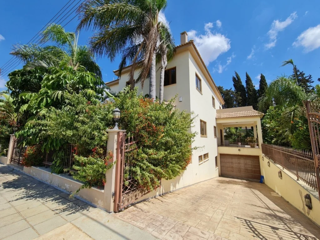 5 Bedroom House for Sale in Deryneia, Famagusta District