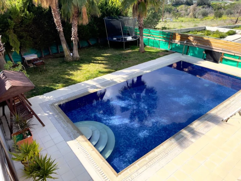 5 Bedroom House for Sale in Asgata, Limassol District