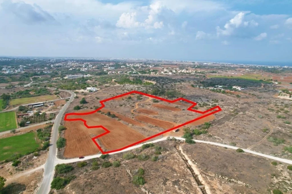 10,324m² Plot for Sale in Famagusta – Agia Napa